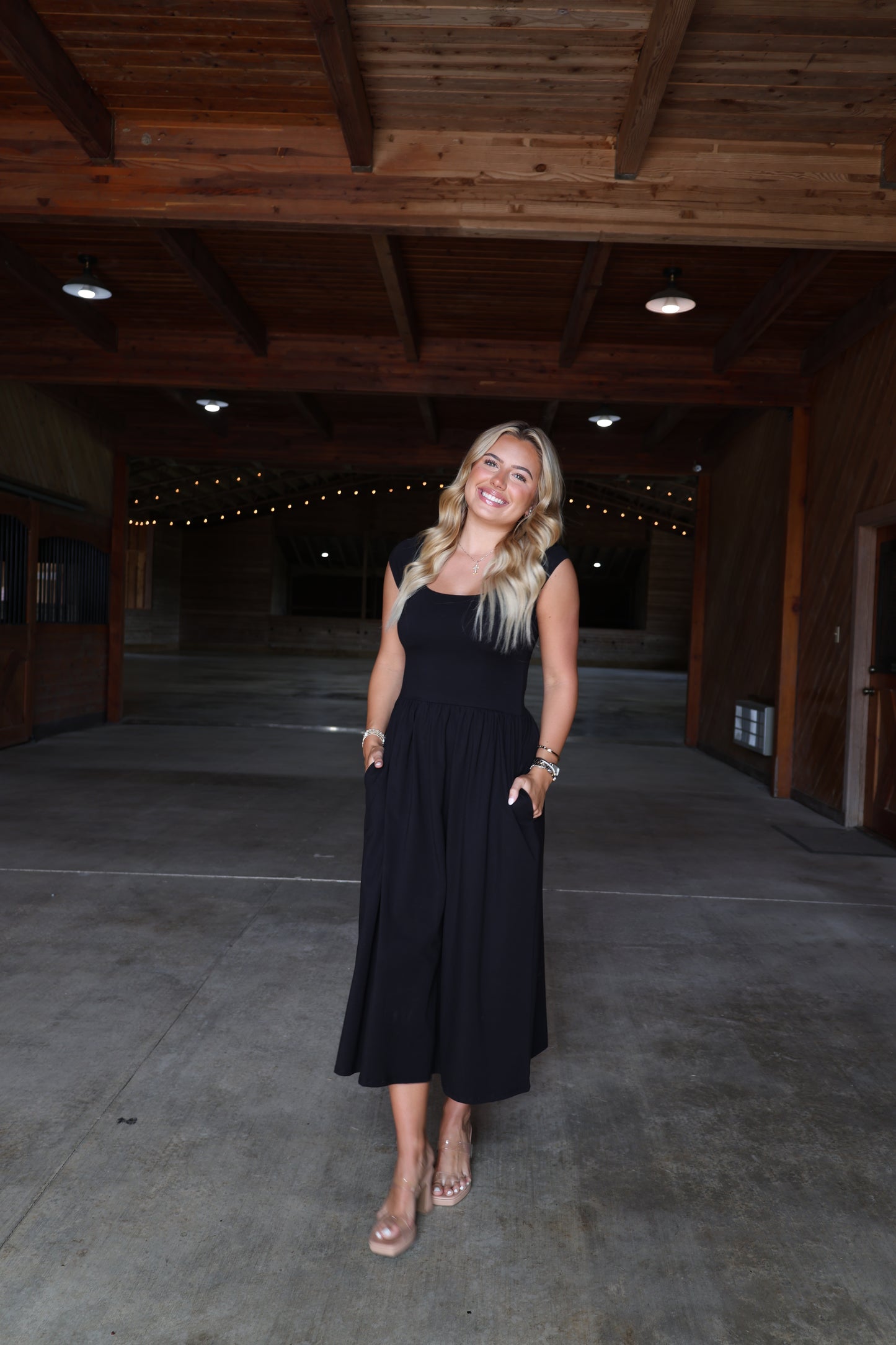 Aspen Dress(black)