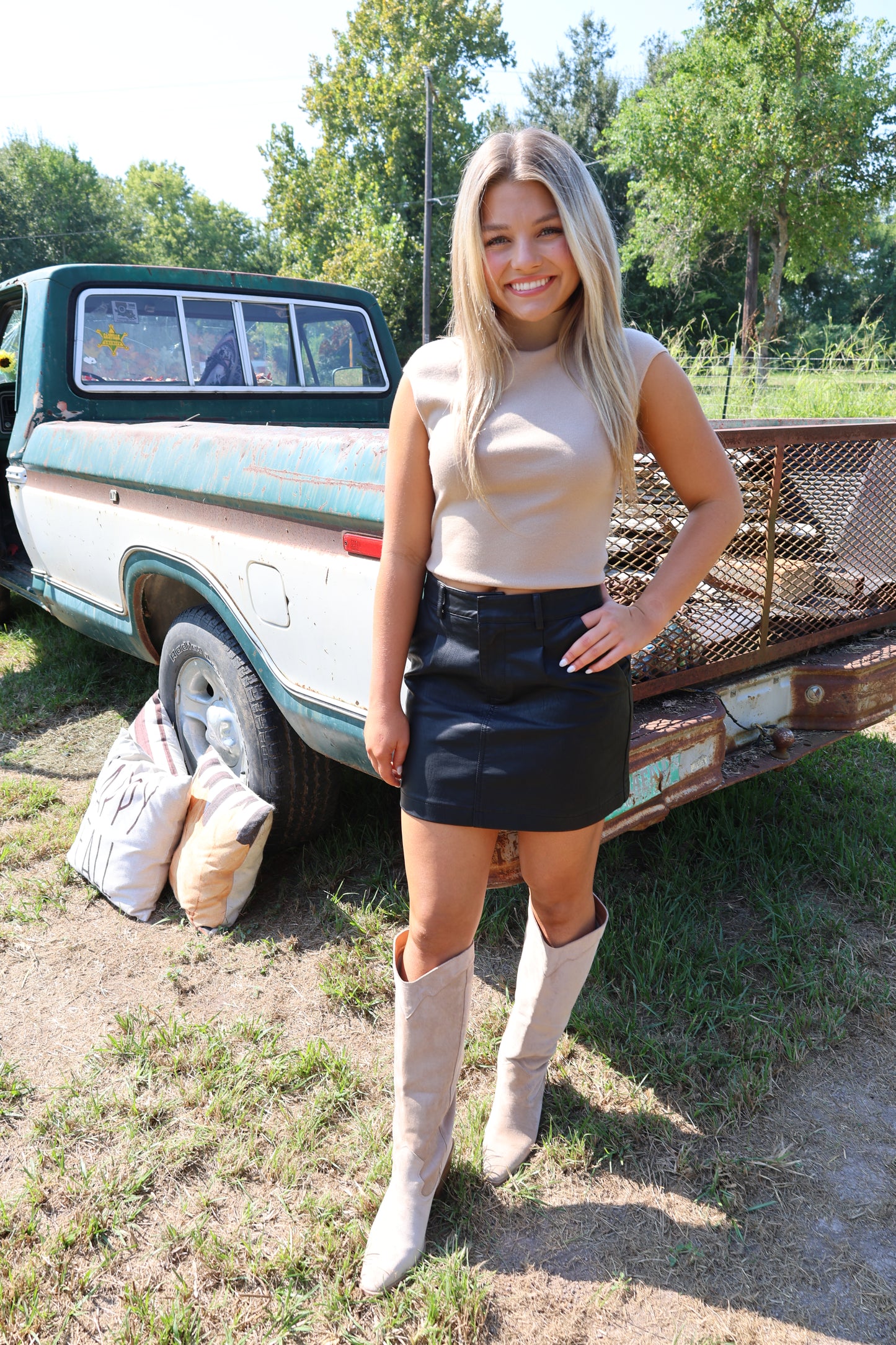 Mock top(beige)