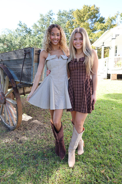 Fall For Me Dress(Brown)