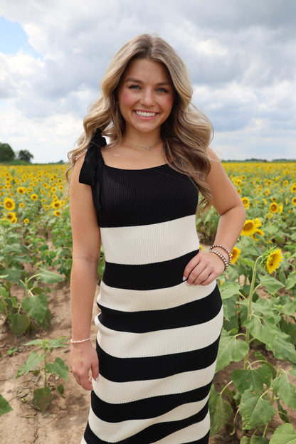 Whitley Dress(black)