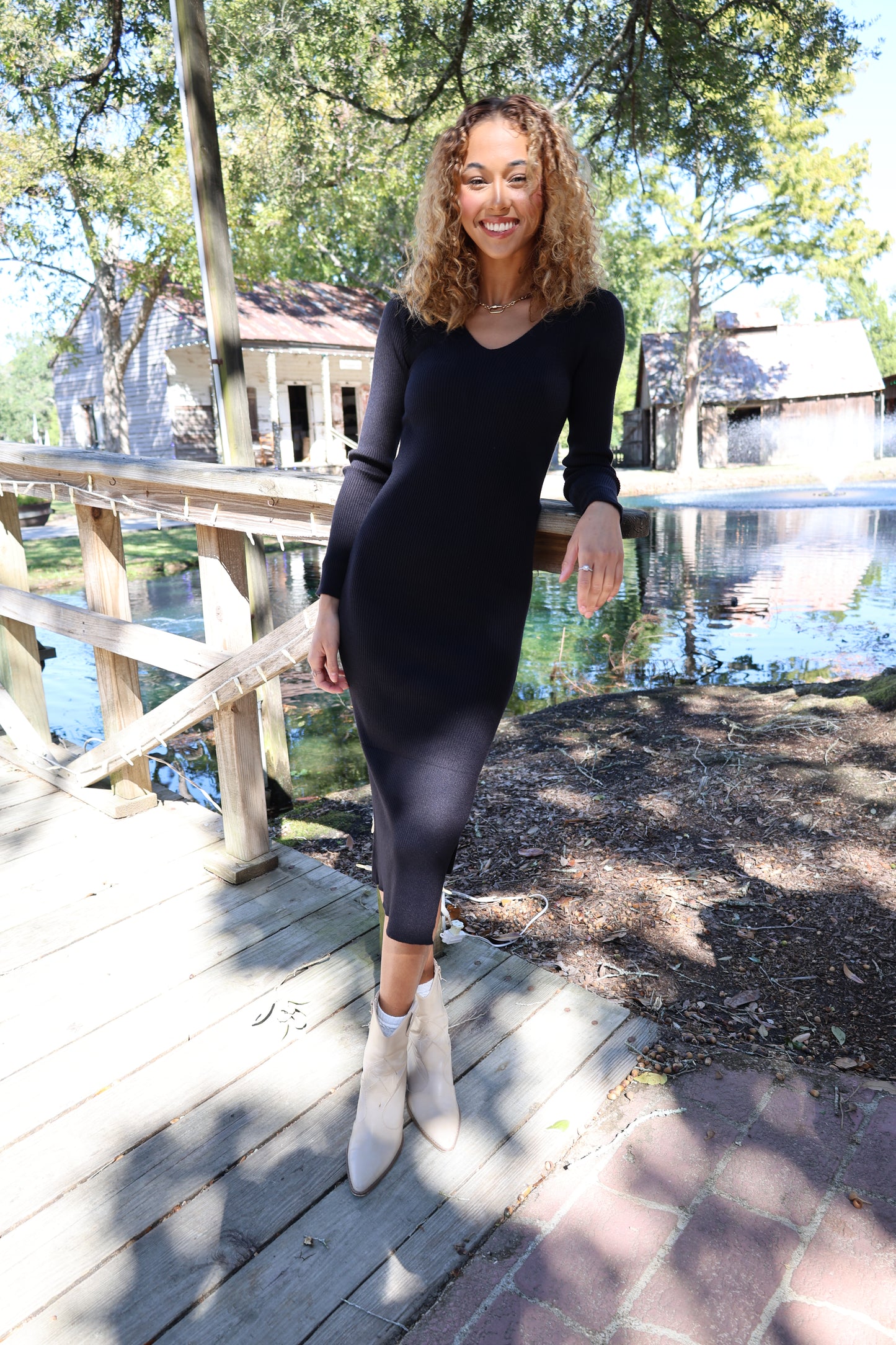 Sabrina Dress(black)